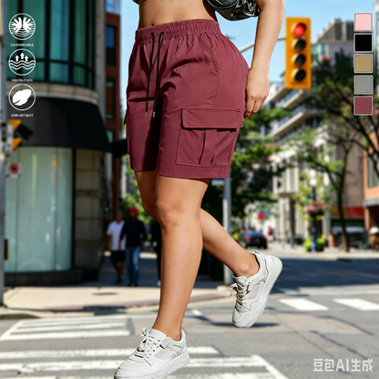Women’s outdoor cargo shorts—multi-pocket design